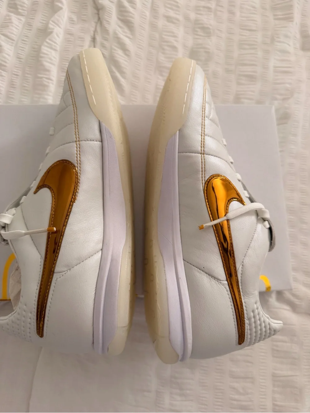 The Ronaldinho x Nike Tiempo Legend 'Touch of Gold' Indoor Shoes